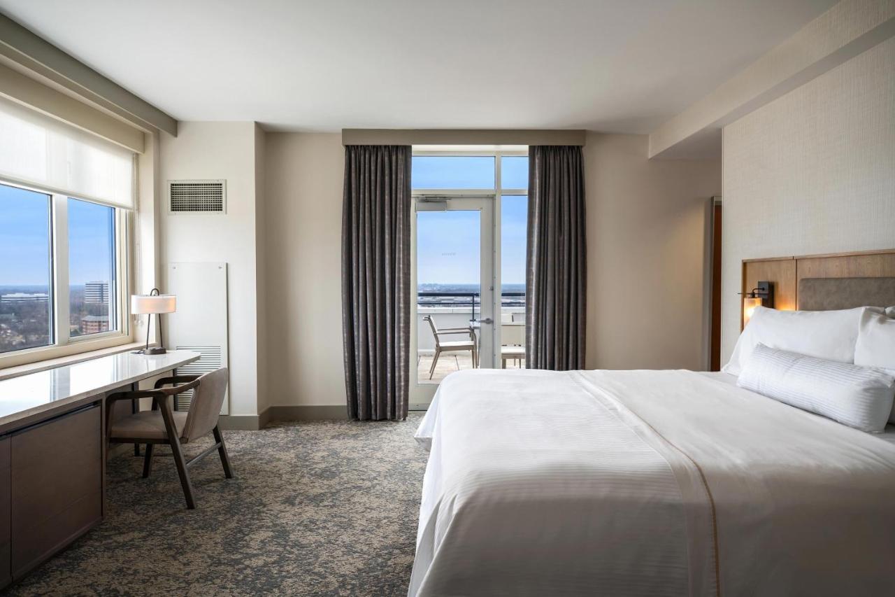 The Westin Chicago Lombard Hotell Eksteriør bilde