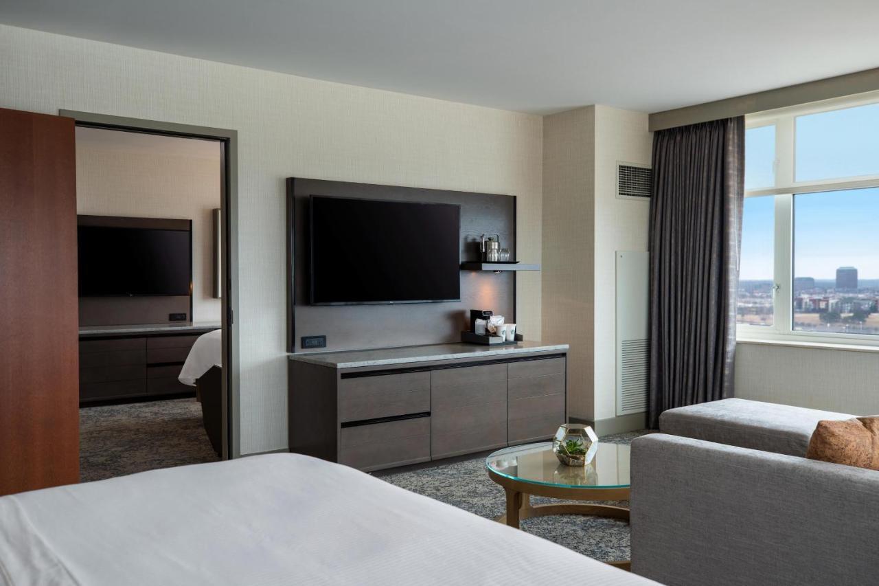 The Westin Chicago Lombard Hotell Eksteriør bilde