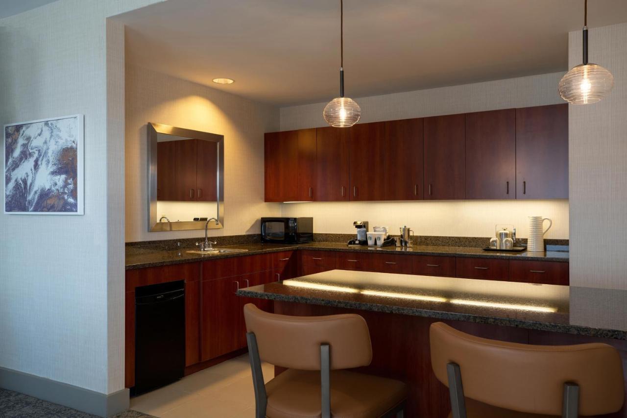 The Westin Chicago Lombard Hotell Eksteriør bilde